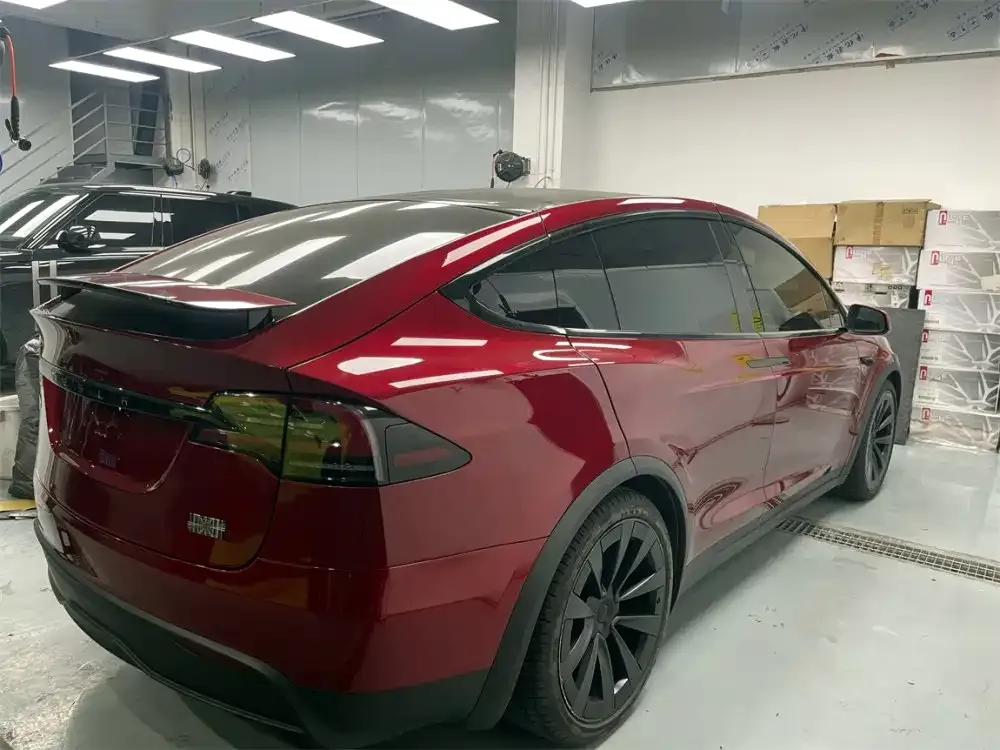 Tesla Model X — фото 9