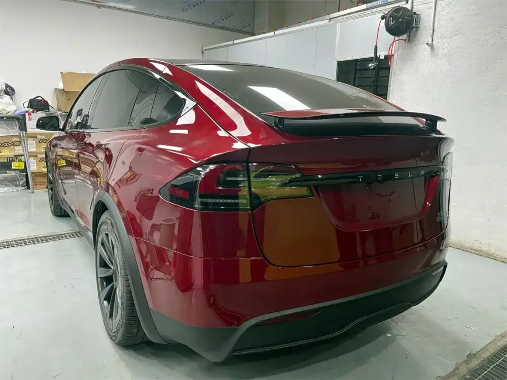 Tesla Model X — фото 6