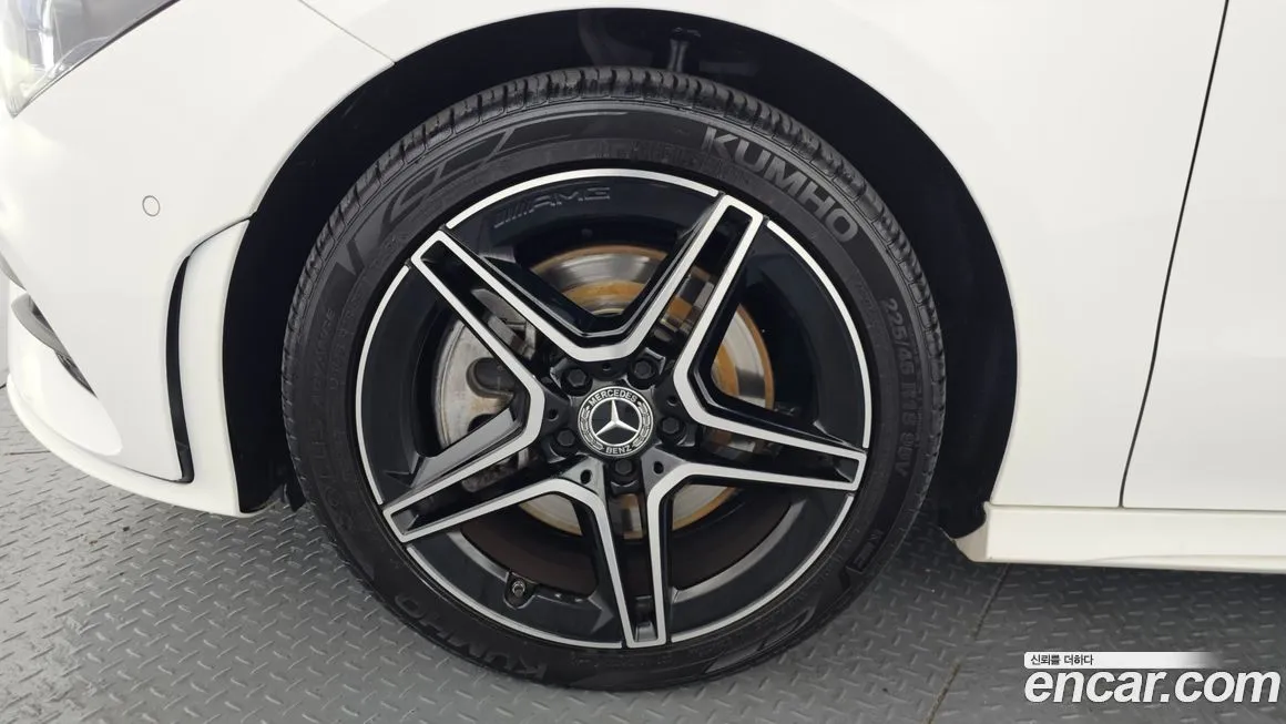 Mercedes-Benz CLA-Class — фото 10