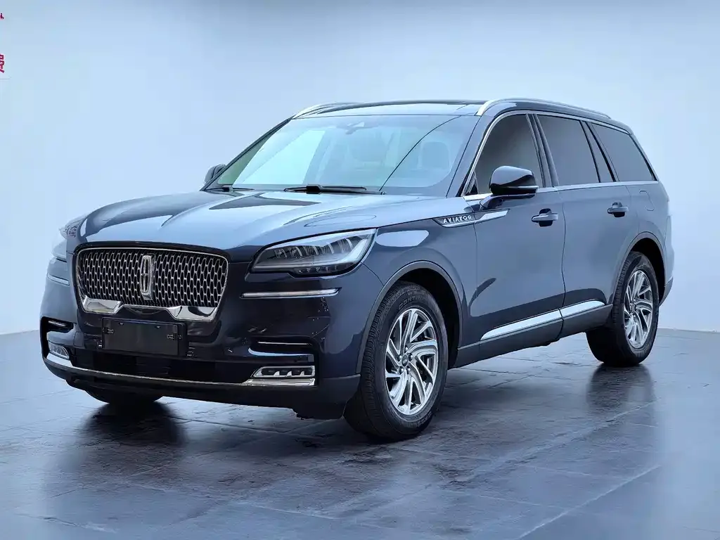 Lincoln Aviator — фото 1