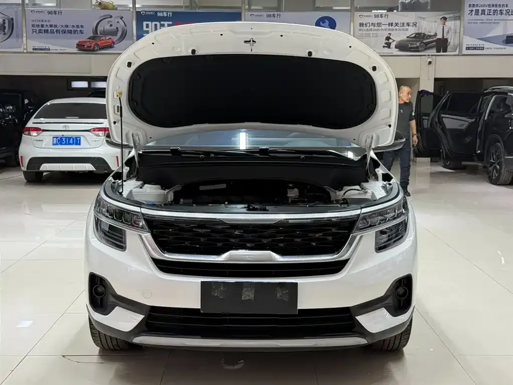 Kia KX3 — фото 9