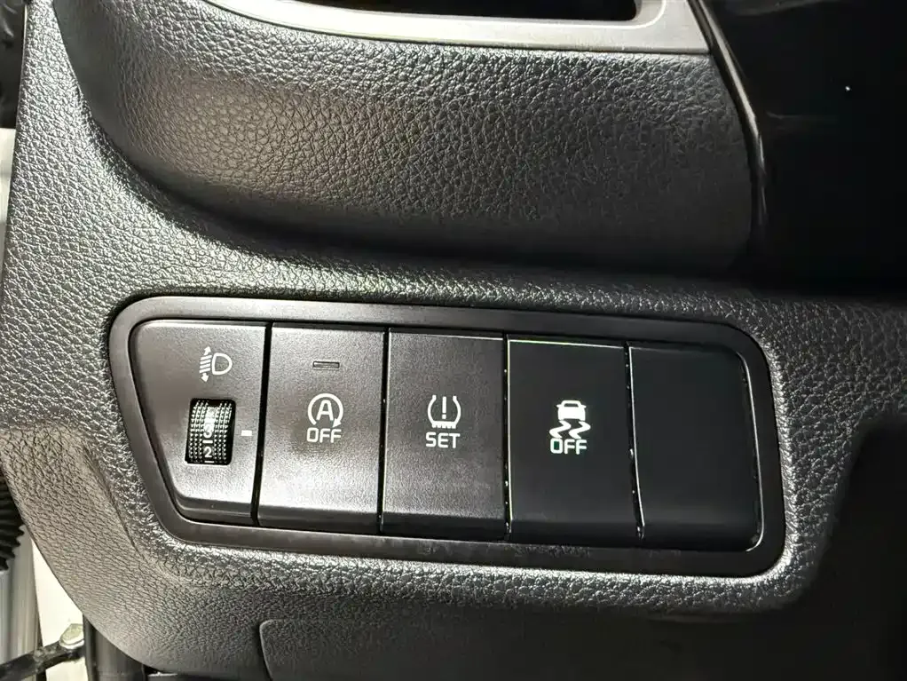 Kia KX3 — фото 10