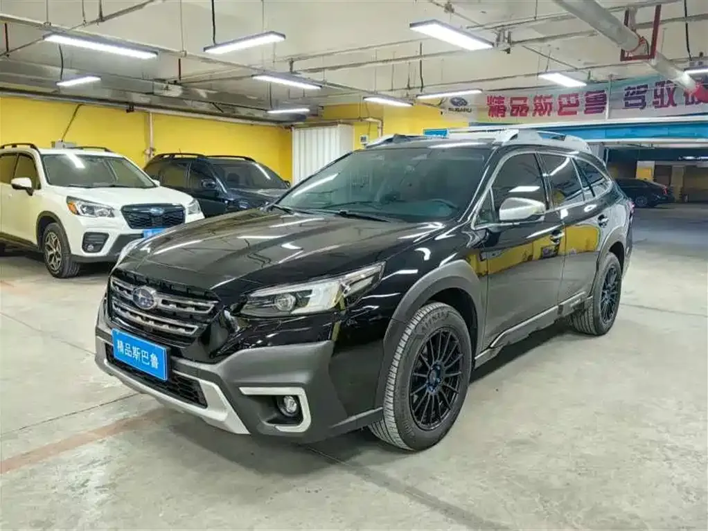 Subaru Outback — фото 1