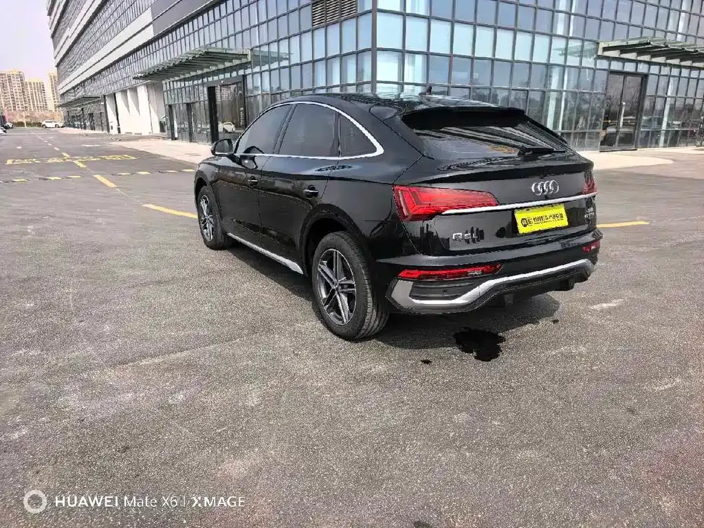 Audi Q5L Sportback — фото 8