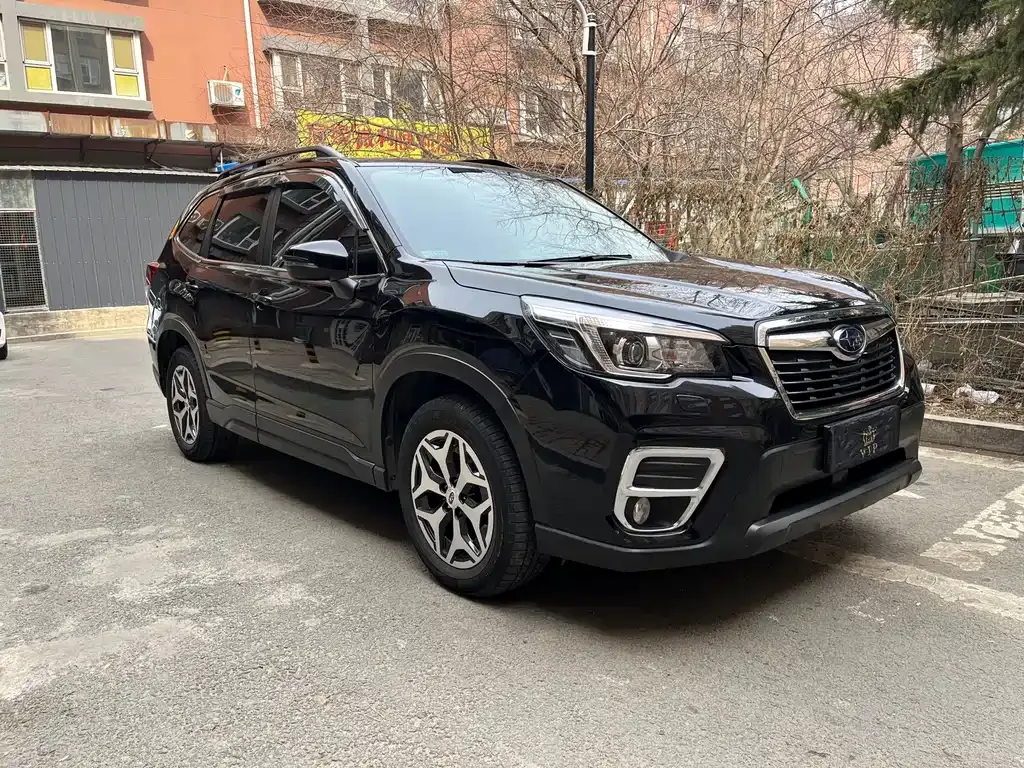 Subaru Forester — фото 4
