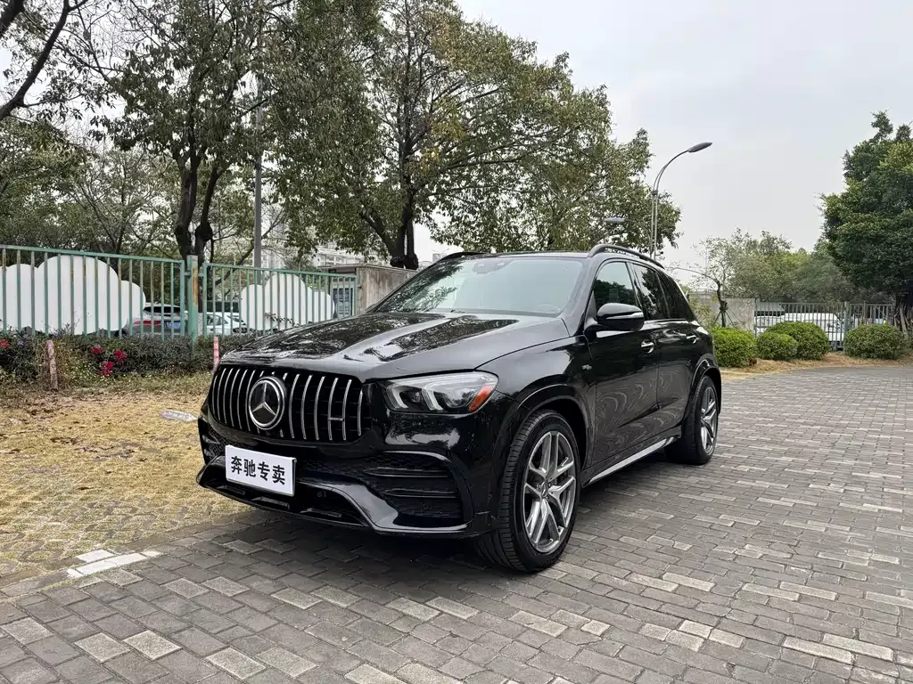 Mercedes-Benz GLE AMG — фото 1