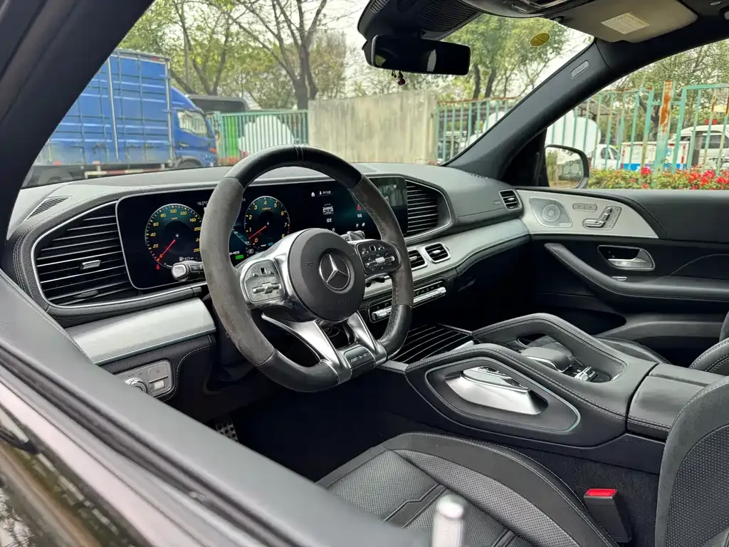 Mercedes-Benz GLE AMG — фото 4