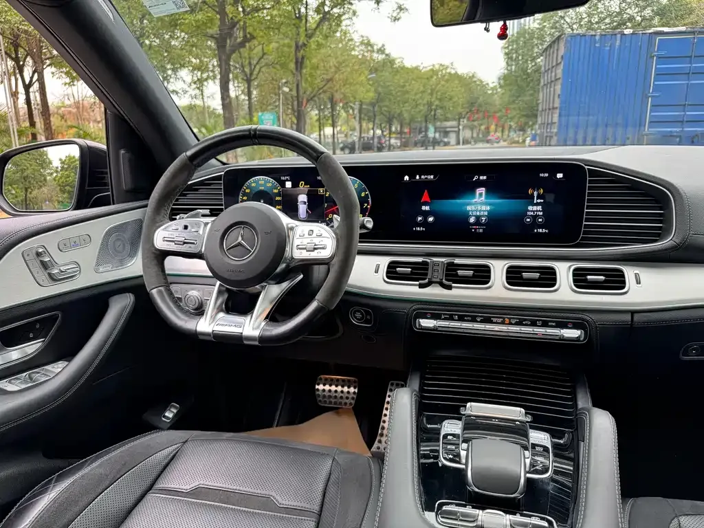 Mercedes-Benz GLE AMG — фото 9