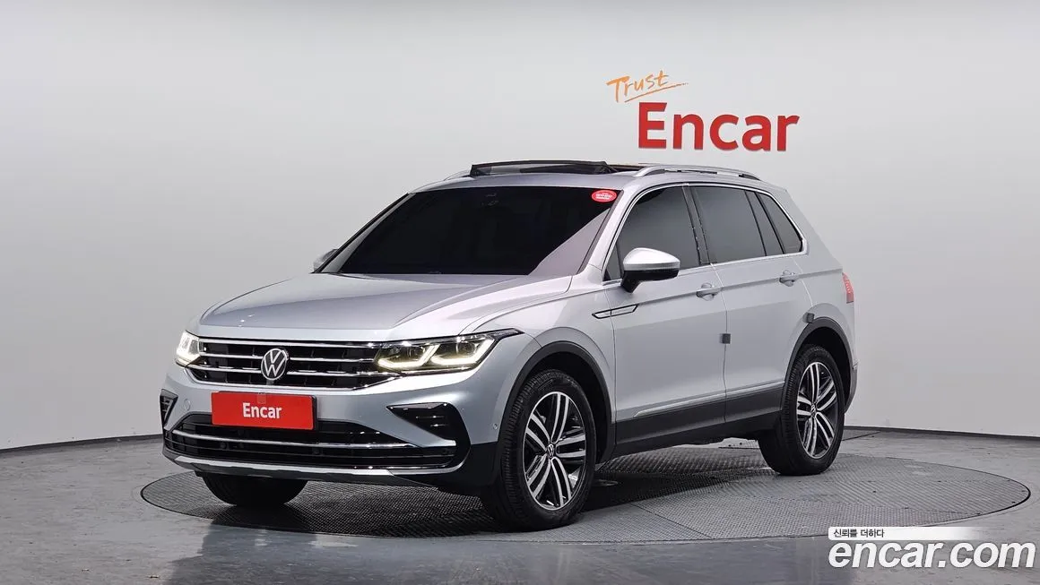 Volkswagen Tiguan — фото 1