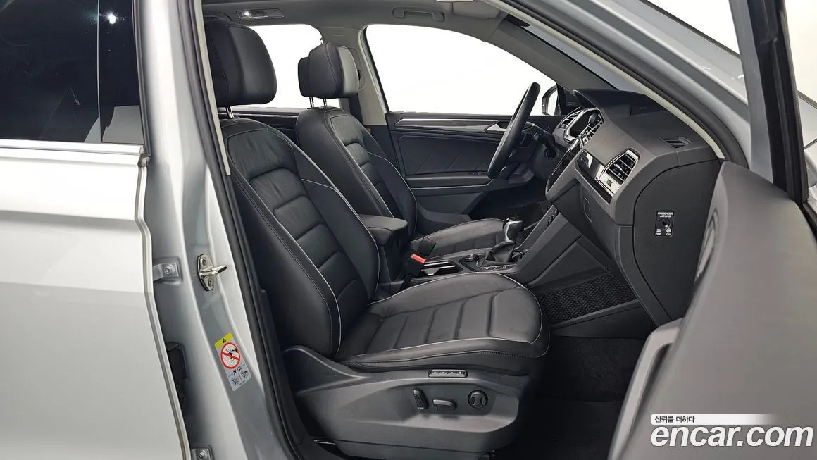 Volkswagen Tiguan — фото 5