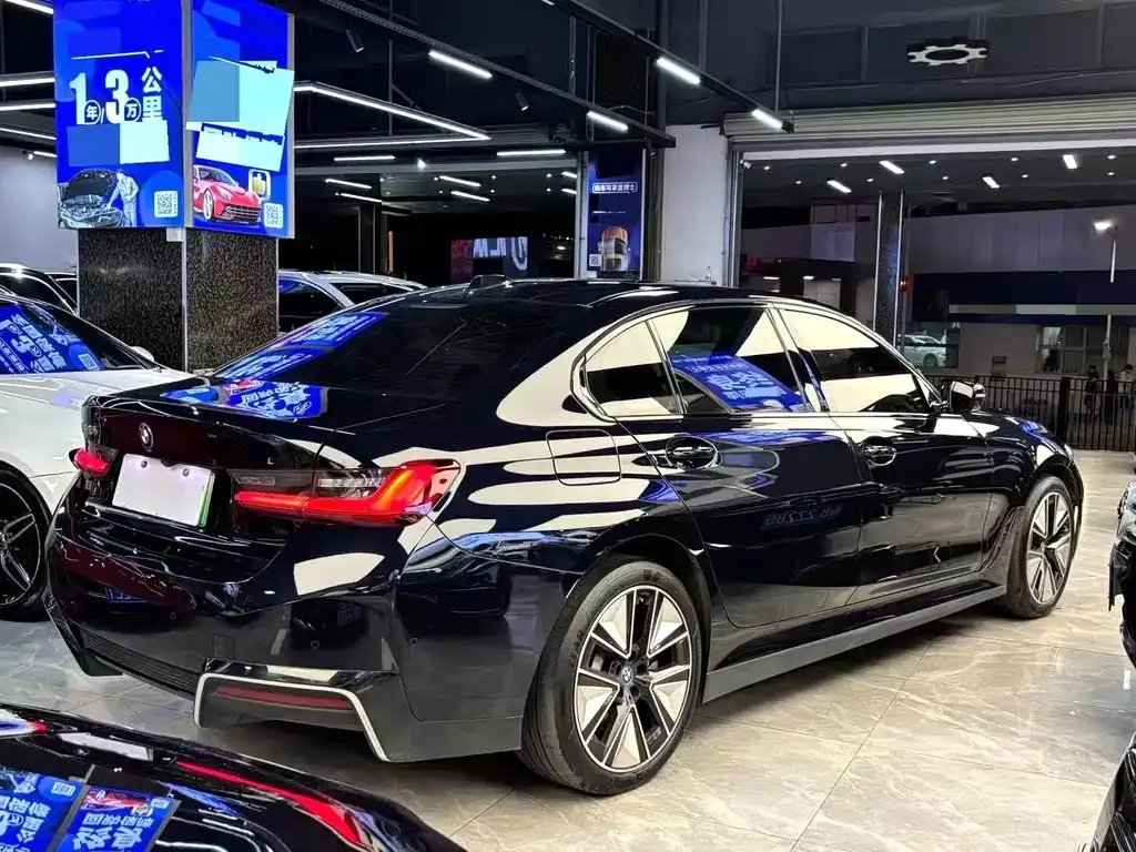 BMW i3 — фото 10