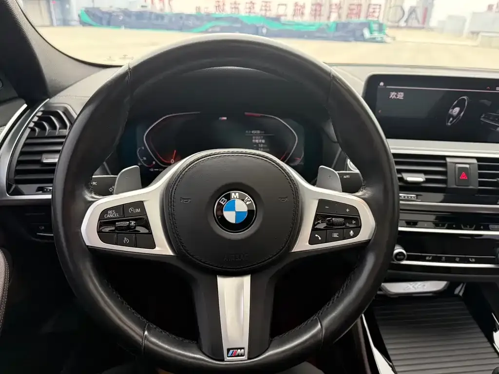 BMW X4 — фото 2