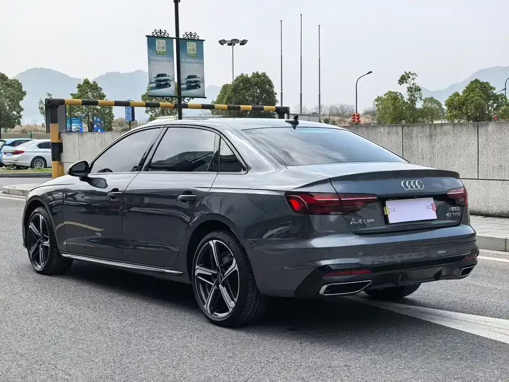 Audi A4L — фото 4