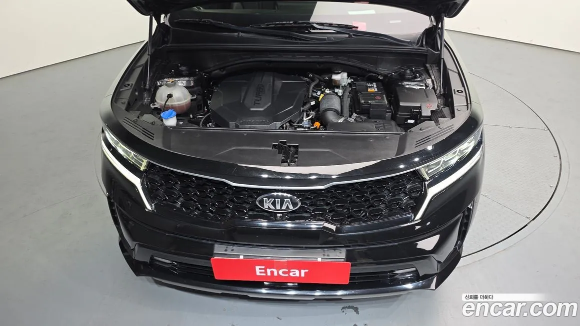 Kia Sorento — фото 8