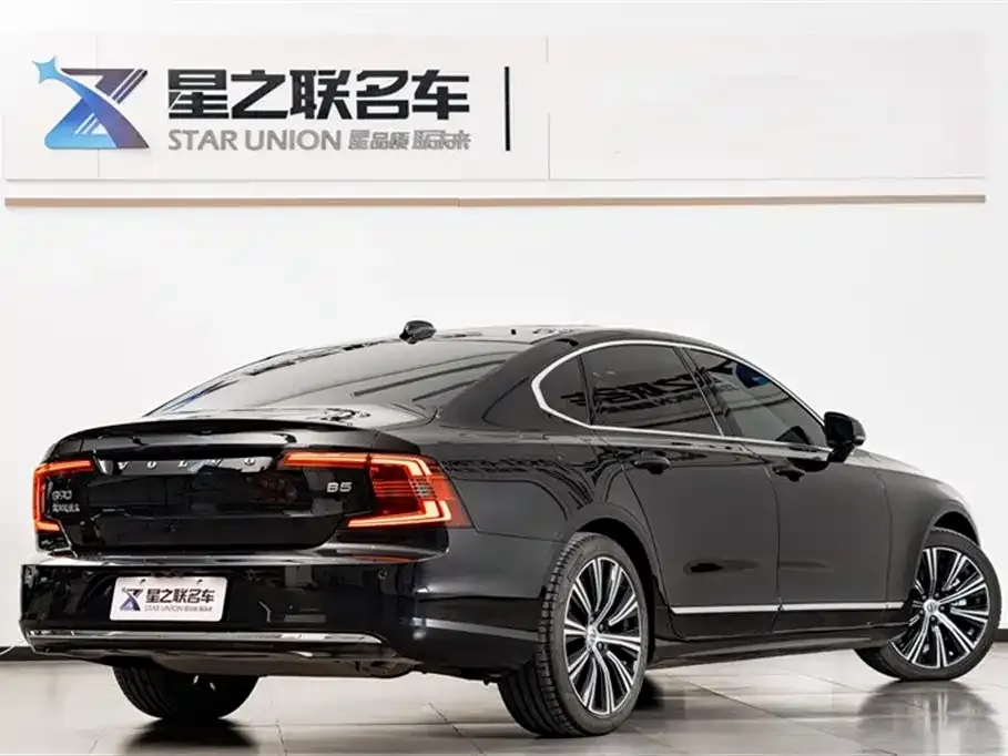 Volvo S90 — фото 4