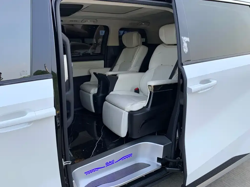 GAC Motor Trumpchi E9 — фото 2