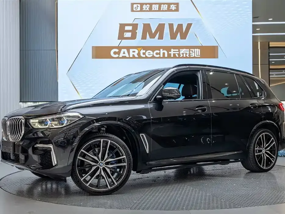 BMW X5 — фото 1