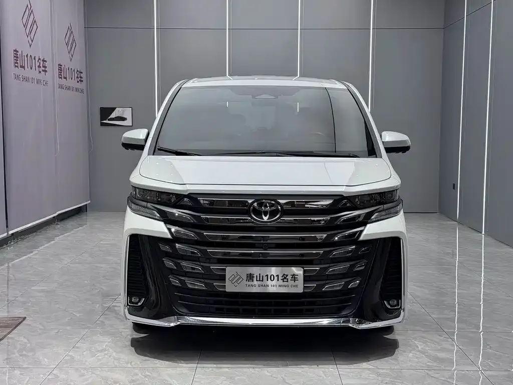 Toyota Vellfire — фото 5