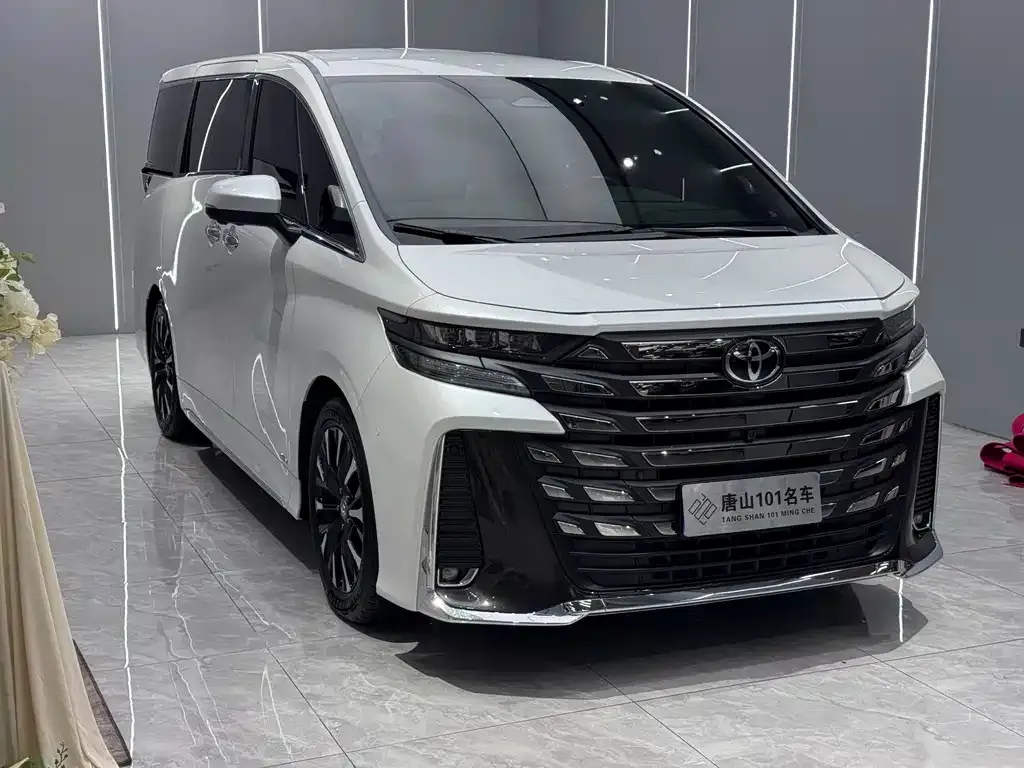 Toyota Vellfire — фото 7