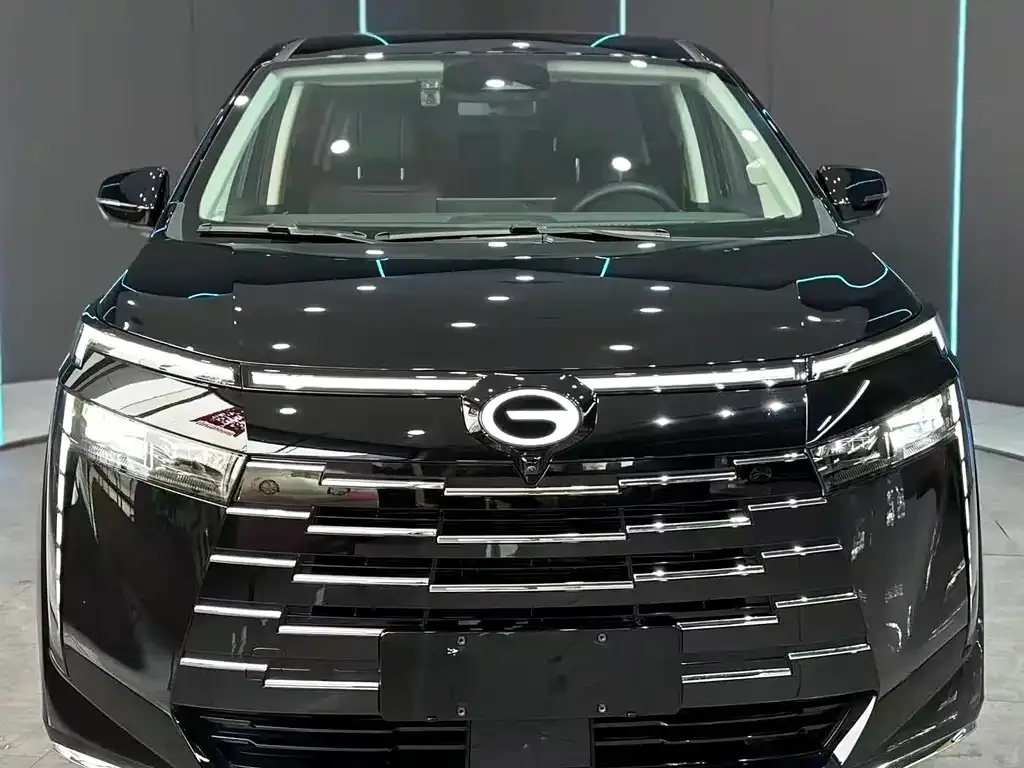 GAC Motor E8 Hybrid — фото 3