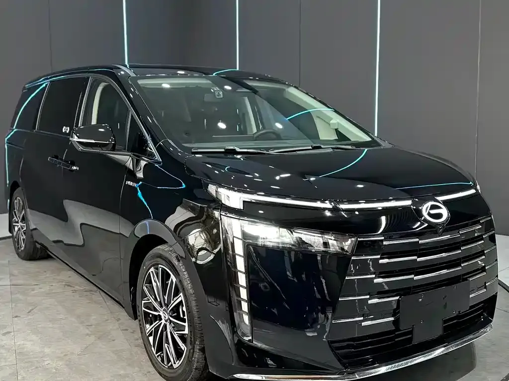GAC Motor E8 Hybrid — фото 6