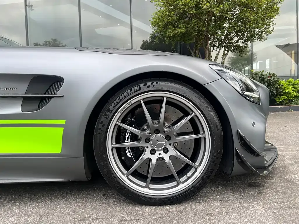 Mercedes-Benz AMG GT — фото 10