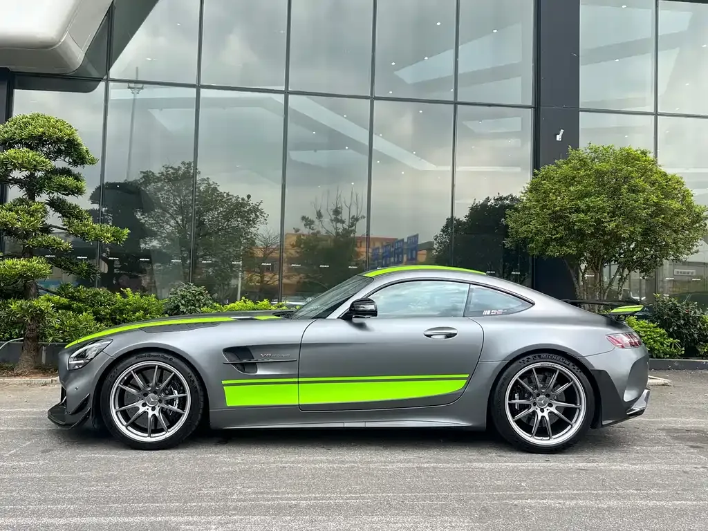 Mercedes-Benz AMG GT — фото 7