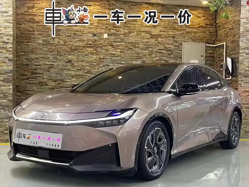 Toyota bZ3 — фото 1
