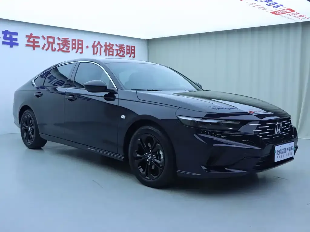 Honda Accord — фото 10