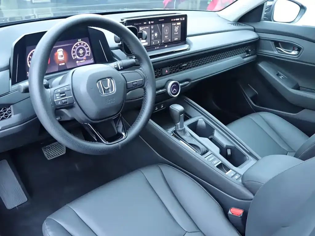 Honda Accord — фото 7