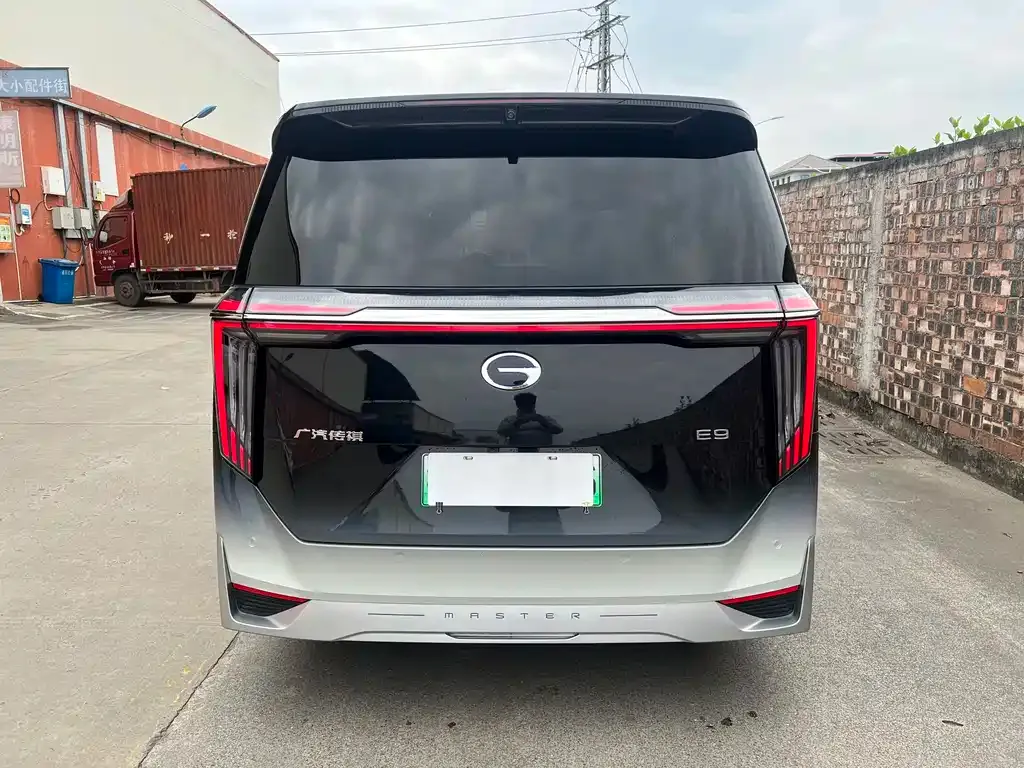 GAC Motor Trumpchi E9 — фото 2