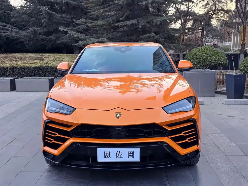 Lamborghini Urus — фото 10