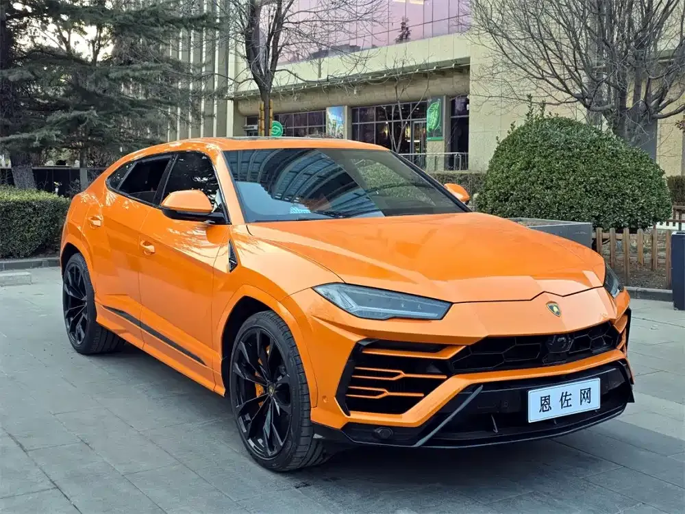 Lamborghini Urus — фото 9