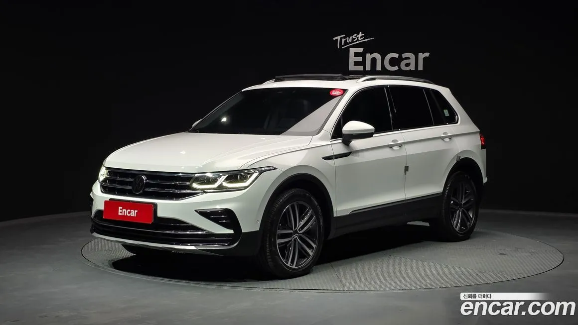 Volkswagen Tiguan — фото 1