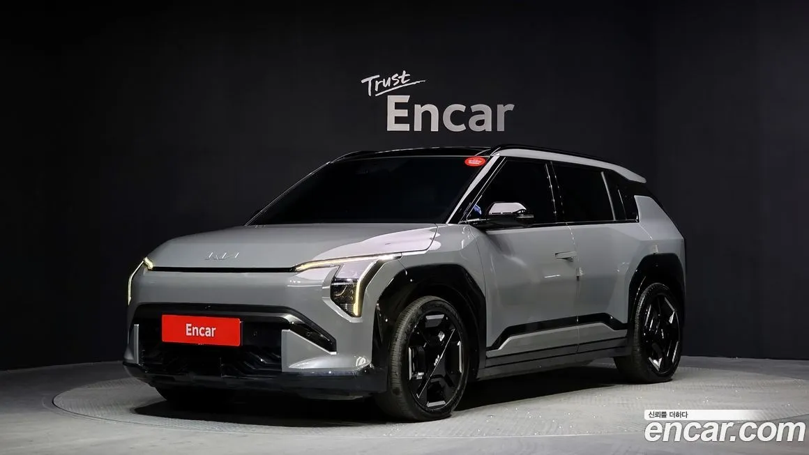 Kia EV3 — фото 1