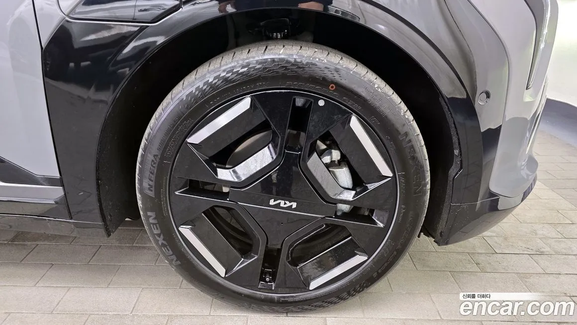 Kia EV3 — фото 5