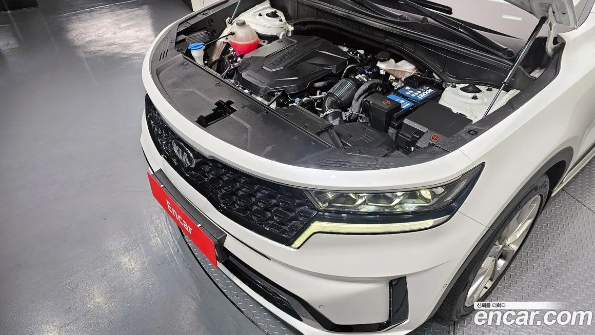 Kia Sorento — фото 7