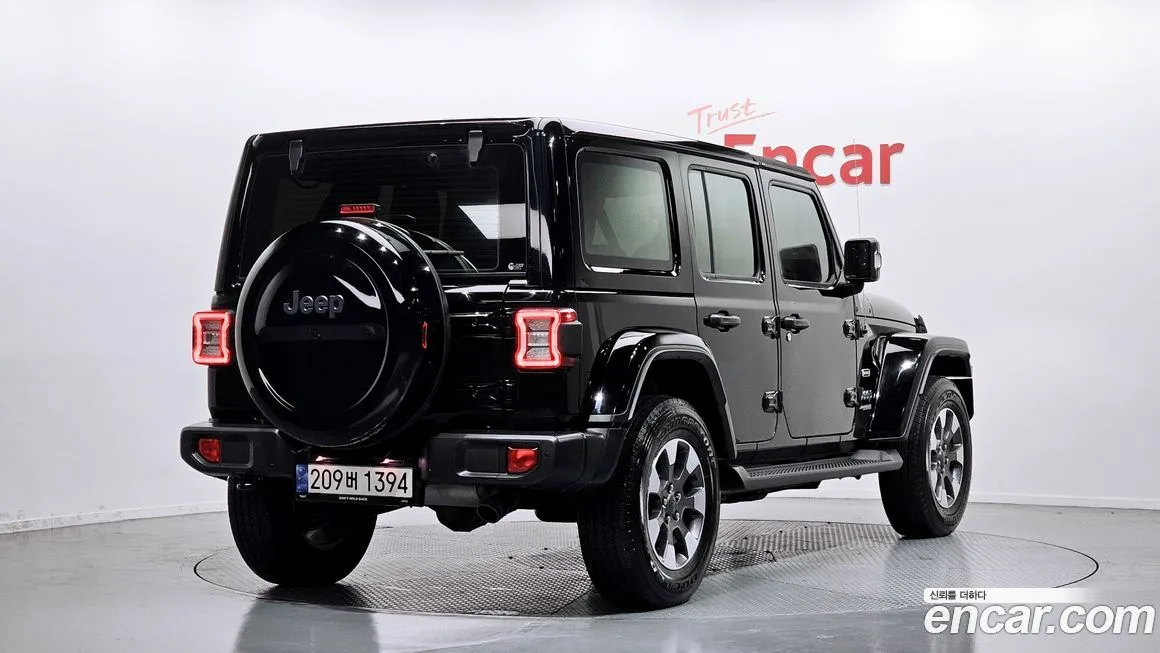 Jeep Wrangler — фото 4