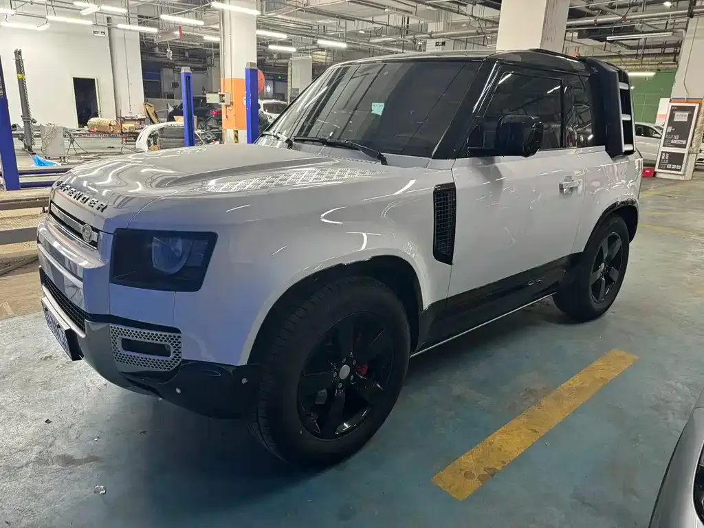 Land Rover Defender — фото 4