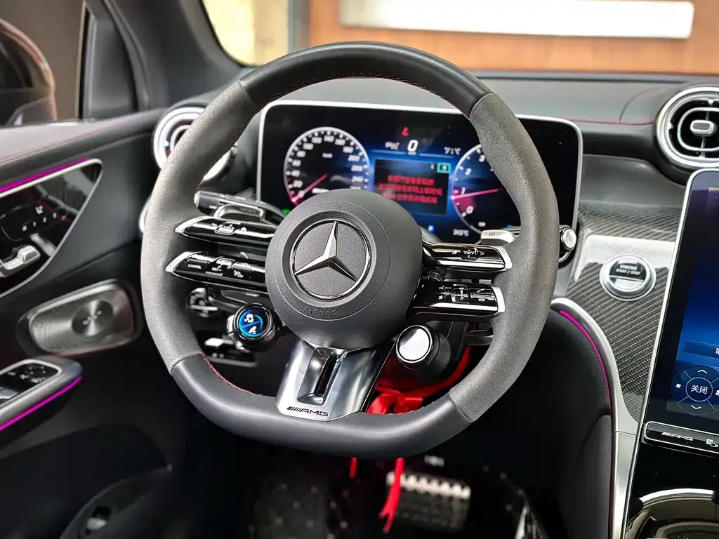 Mercedes-Benz GLC Coupe AMG — фото 2