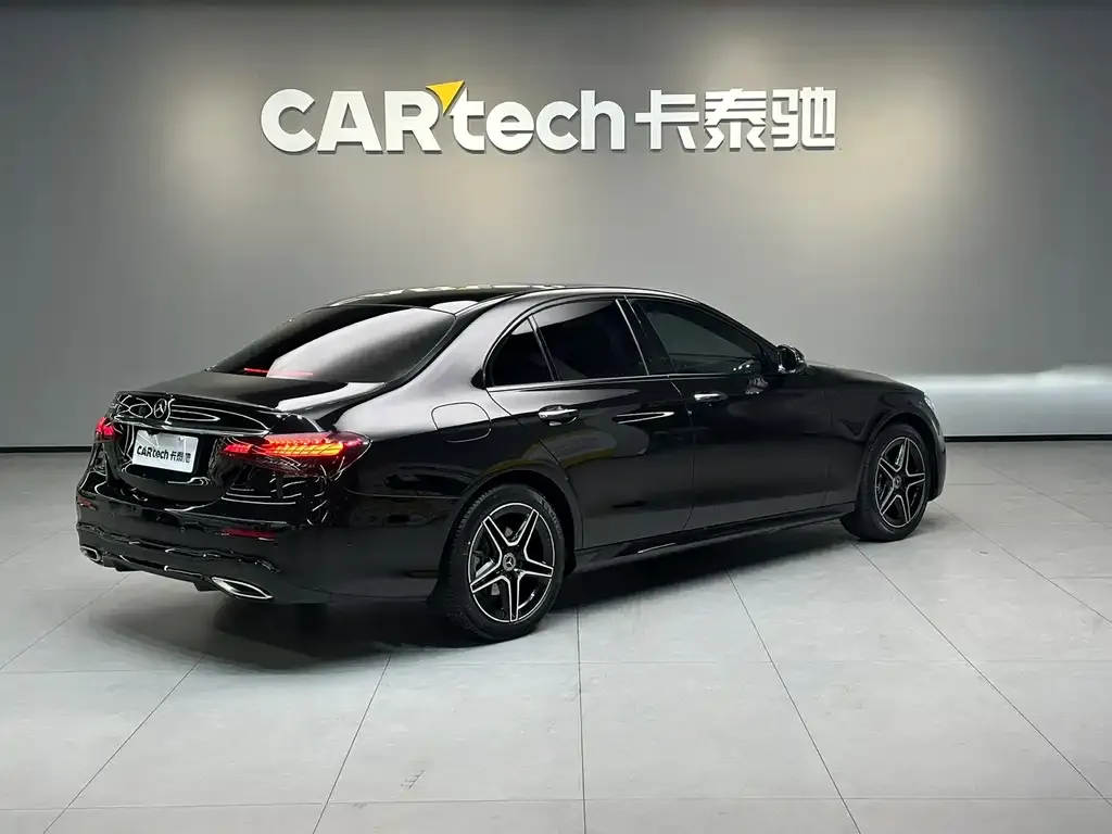 Mercedes-Benz E-Class (Import) — фото 3