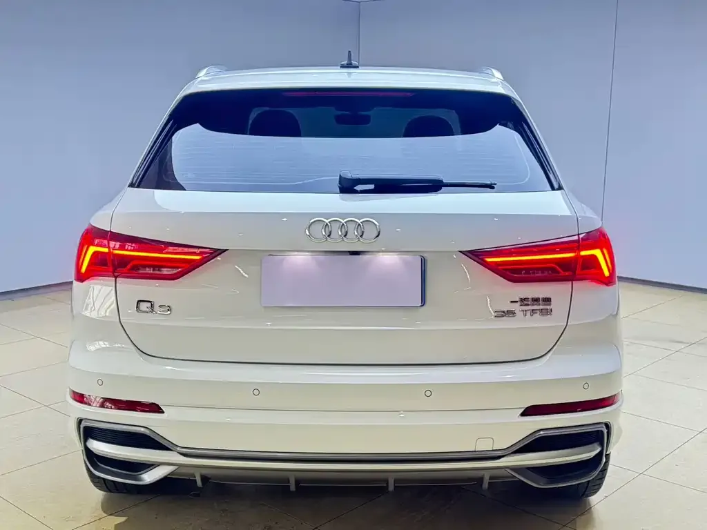 Audi Q3 — фото 2
