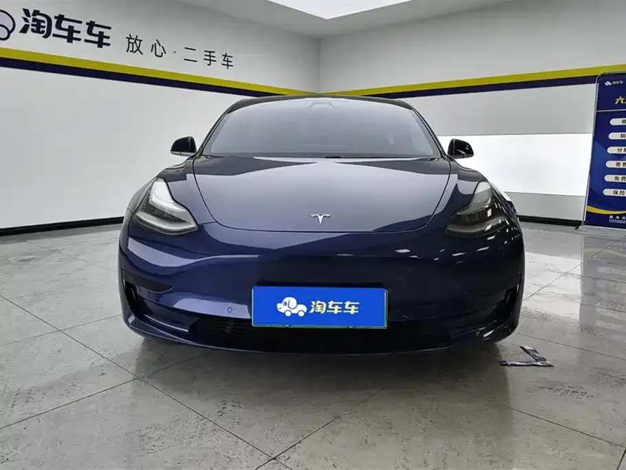 Tesla Model 3 — фото 9