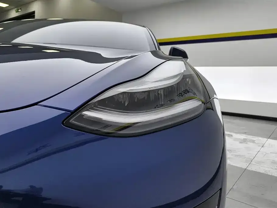 Tesla Model 3 — фото 5