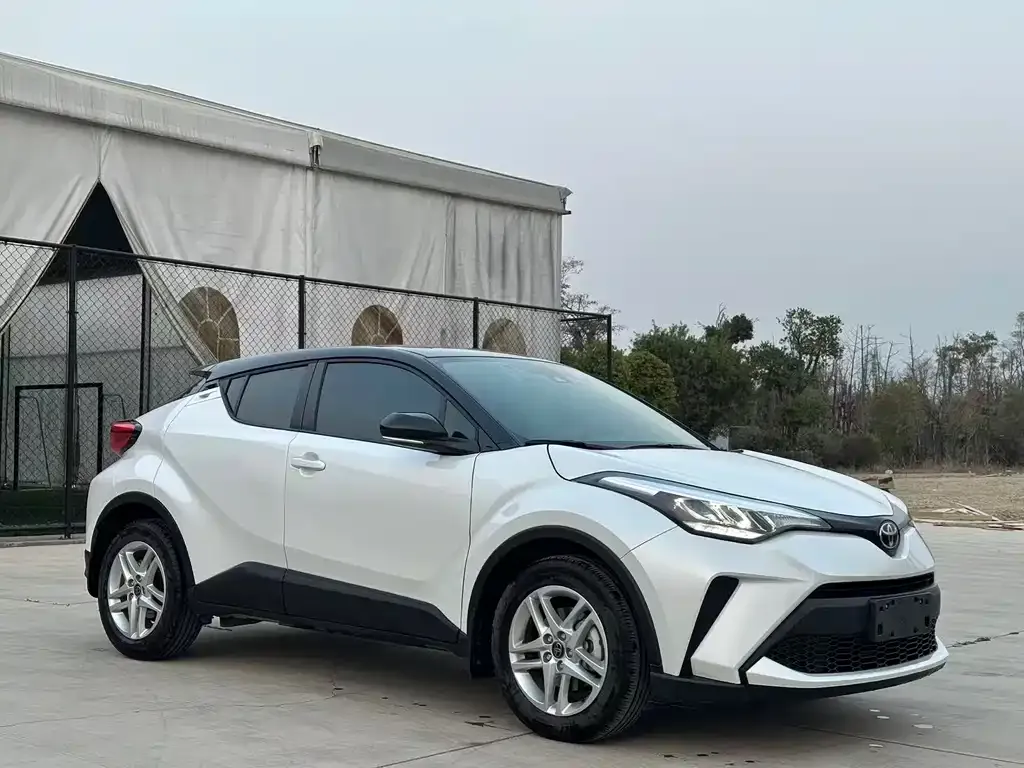 Toyota C-HR — фото 6