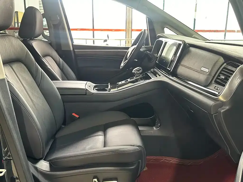 GAC Motor Trumpchi M8 — фото 3