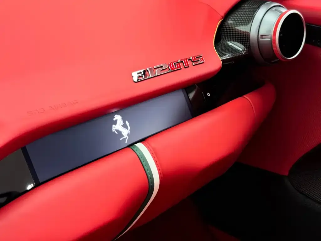 Ferrari 812 — фото 3
