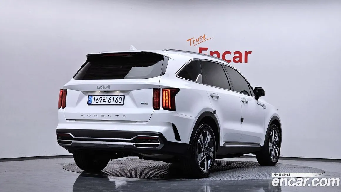 Kia Sorento — фото 7
