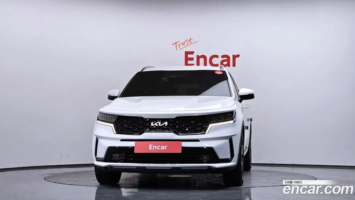 Kia Sorento — фото 8