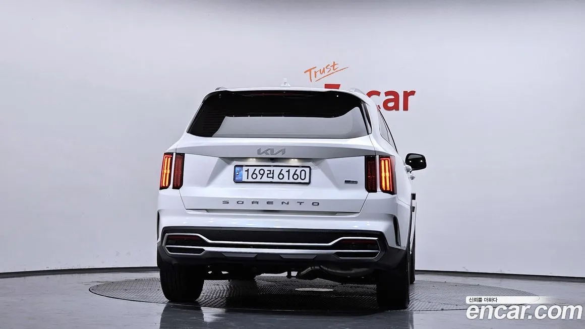 Kia Sorento — фото 4